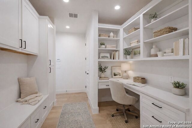 Image 29 of 36 For 34813 Thanksgiving Trail