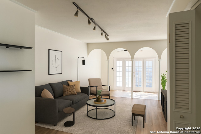 Image 2 of 20 For 66 Brees  127