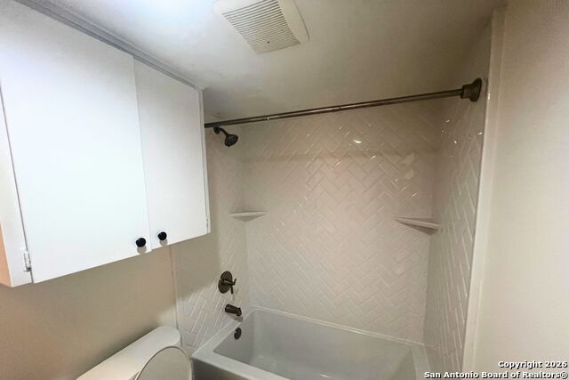 Image 9 of 20 For 66 Brees  127