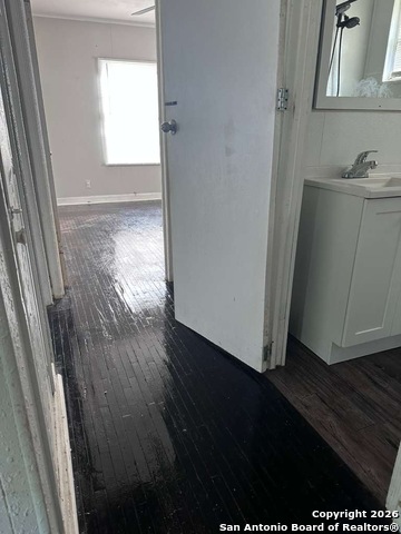 Image 10 of 13 For 5134 Hillburn