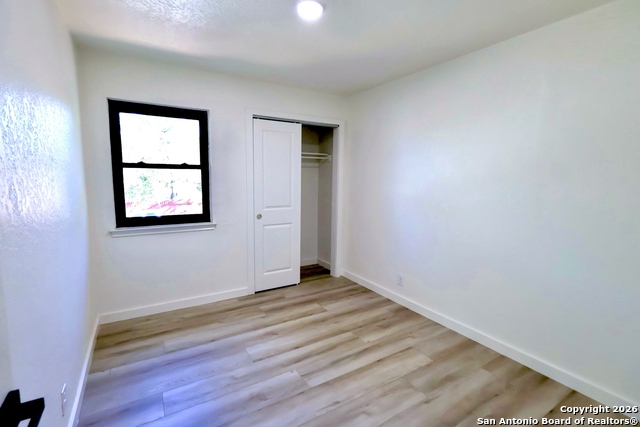 Image 15 of 20 For 7739 Dashwood