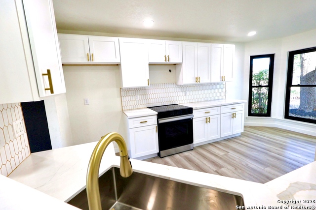 Image 6 of 20 For 7739 Dashwood