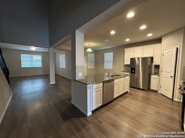 Image 2 of 16 For 6810 Dashmoor