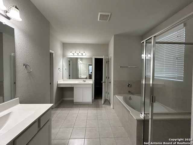 Image 8 of 16 For 6810 Dashmoor