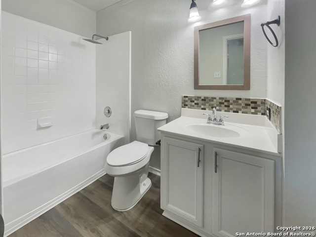 Image 6 of 16 For 2903 Edison  