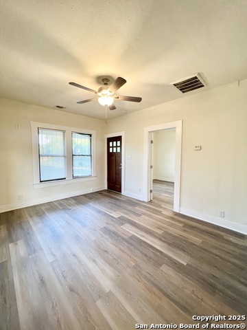 Image 3 of 17 For 4611 Hackberry