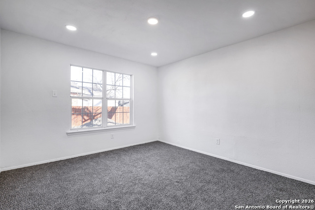 Image 10 of 18 For 1112 Gladstone