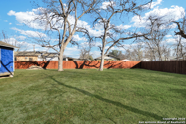 Image 18 of 18 For 1112 Gladstone