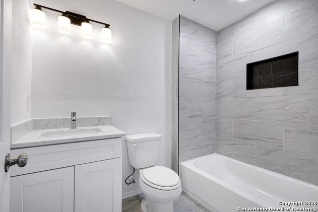 Image 9 of 18 For 1112 Gladstone