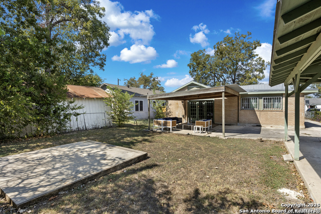 Listing photo id 18 for 838 Gulf  