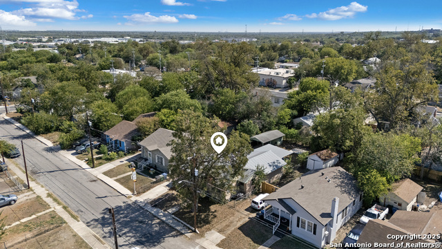 Listing photo id 21 for 838 Gulf  