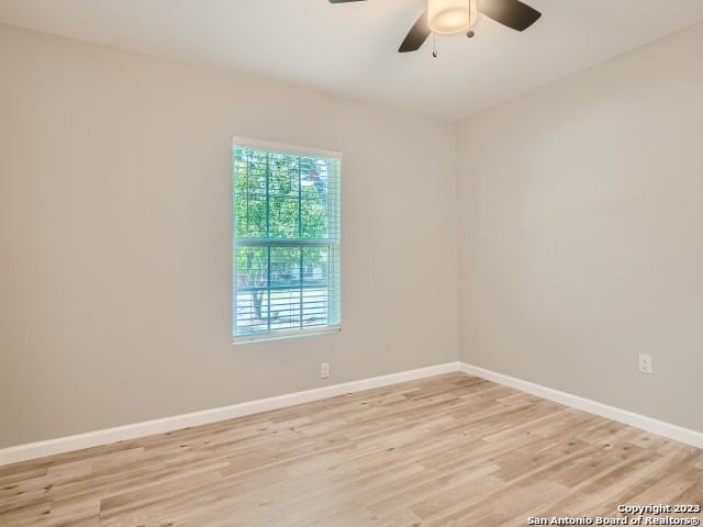 Image 12 of 32 For 734 Sumner  