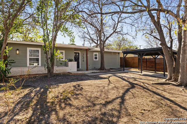 Image 22 of 32 For 734 Sumner  