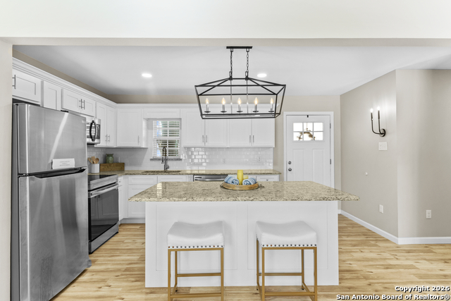 Image 30 of 32 For 734 Sumner  