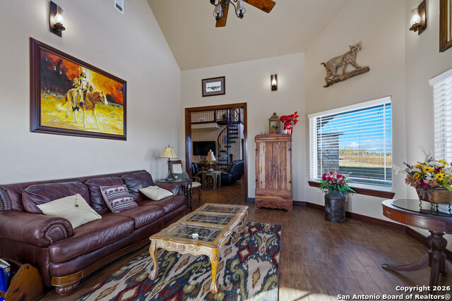 Listing photo id 21 for 163 County Road 283