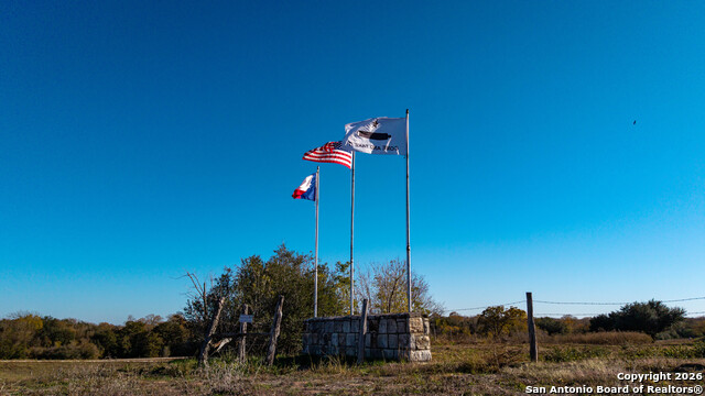 Listing photo id 31 for 163 County Road 283