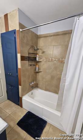 Image 24 of 47 For 820 Durr  