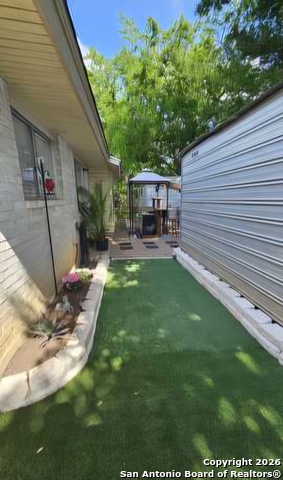 Image 41 of 47 For 820 Durr  