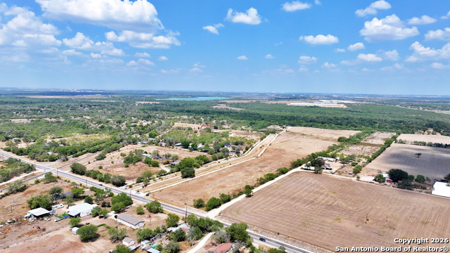 Image 4 of 5 For 1031 Fm 2537