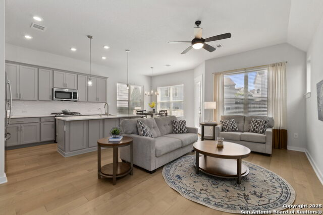 Details for 5843 Whitby Rd #40, San Antonio, TX 78240