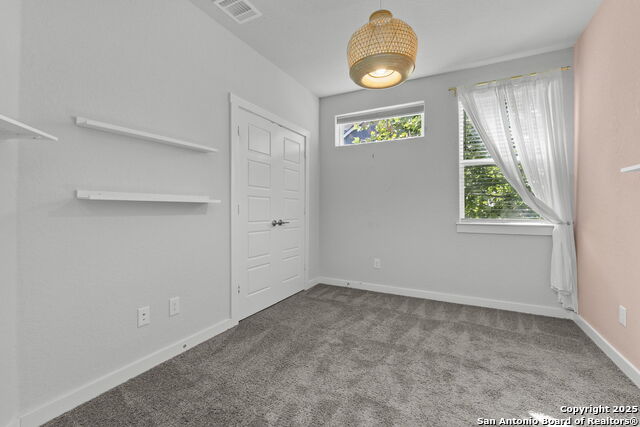 Image 16 of 24 For 5843 Whitby Rd #40