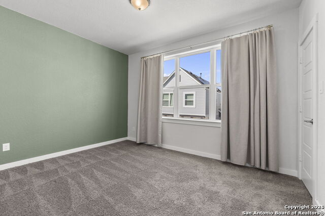 Image 17 of 24 For 5843 Whitby Rd #40