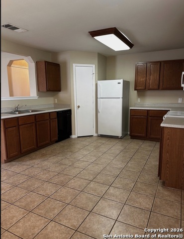 Image 17 of 26 For 20722 Blue Trinity