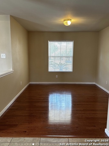 Image 6 of 26 For 20722 Blue Trinity