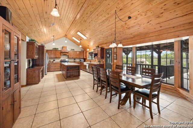 Image 14 of 69 For 112 Star Court N