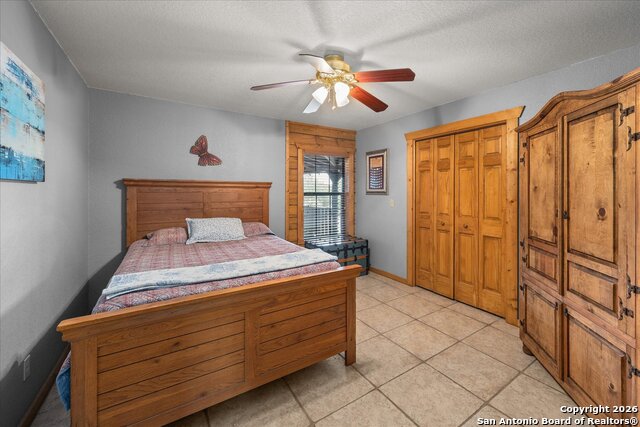 Image 29 of 69 For 112 Star Court N