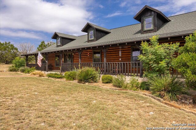 Image 4 of 69 For 112 Star Court N