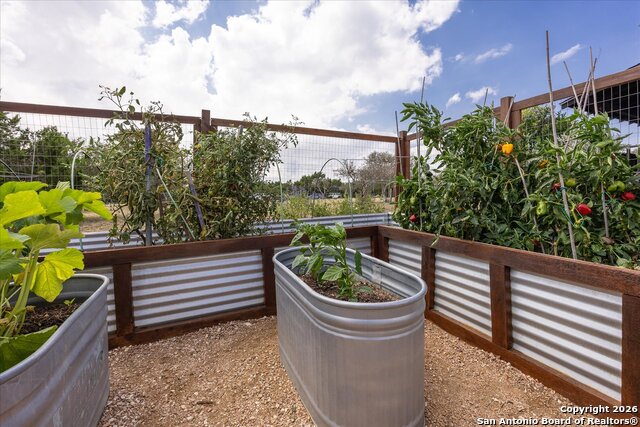 Image 51 of 69 For 112 Star Court N