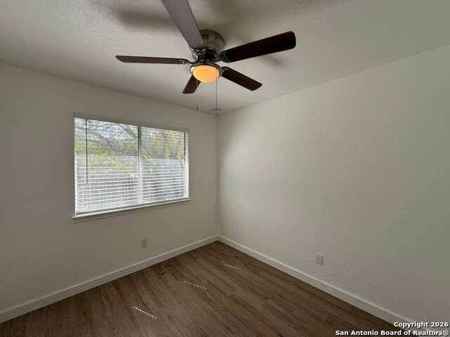 Image 10 of 21 For 9002 Mouton  