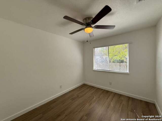 Image 11 of 21 For 9002 Mouton  