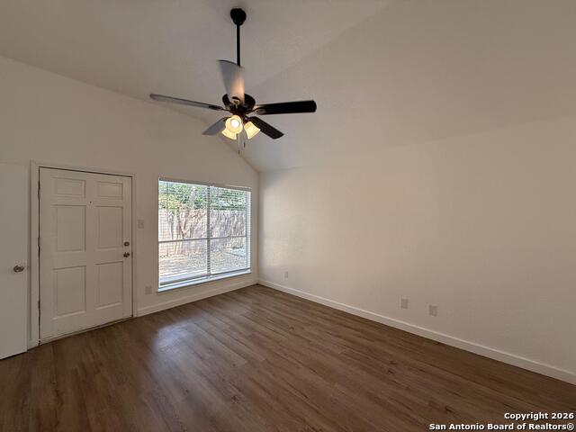 Image 14 of 21 For 9002 Mouton  