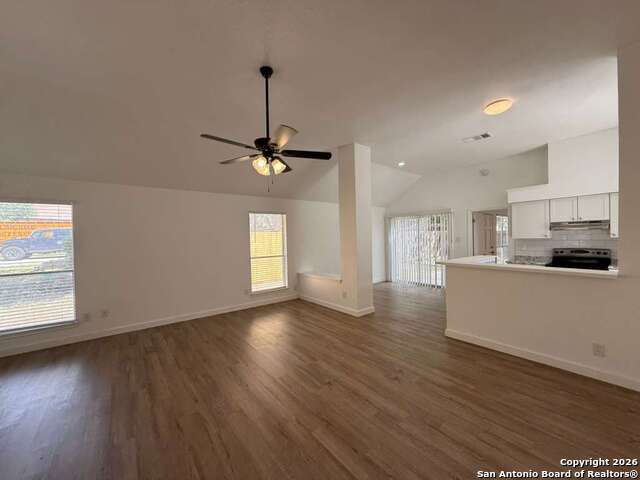 Image 9 of 21 For 9002 Mouton  