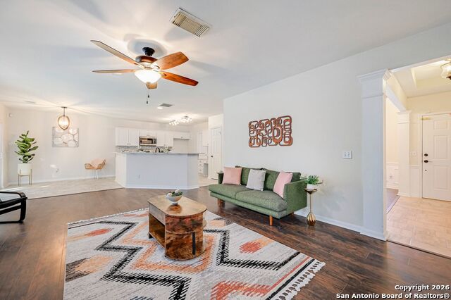 Image 8 of 31 For 7 Lockspring