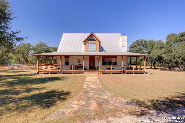 Image 4 of 30 For 1367 Rolling Hills Rd