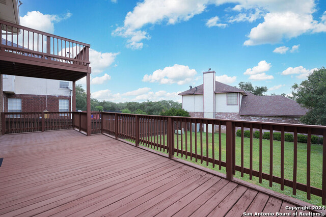 Image 25 of 29 For 1202 Scenic Knls