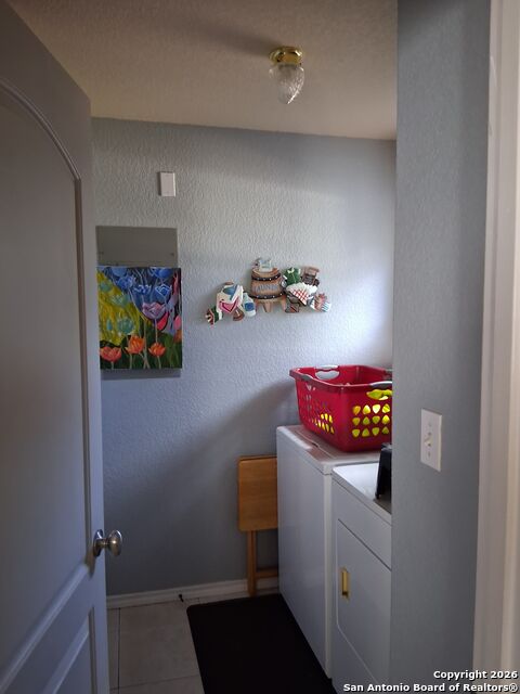 Image 16 of 34 For 7061 Devonshire