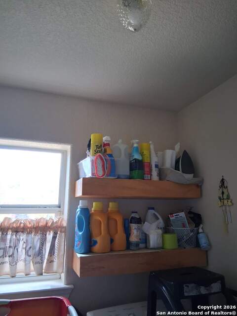 Image 17 of 34 For 7061 Devonshire