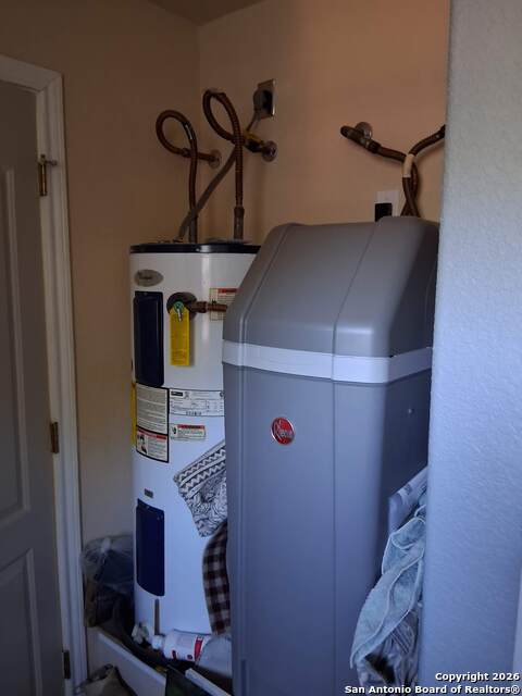 Image 18 of 34 For 7061 Devonshire