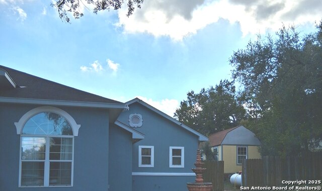 Image 5 of 34 For 7061 Devonshire