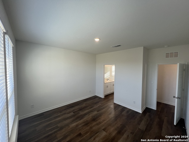 Image 12 of 18 For 1019 Oriole  