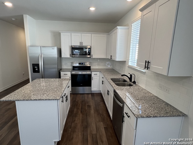 Image 4 of 18 For 1019 Oriole  