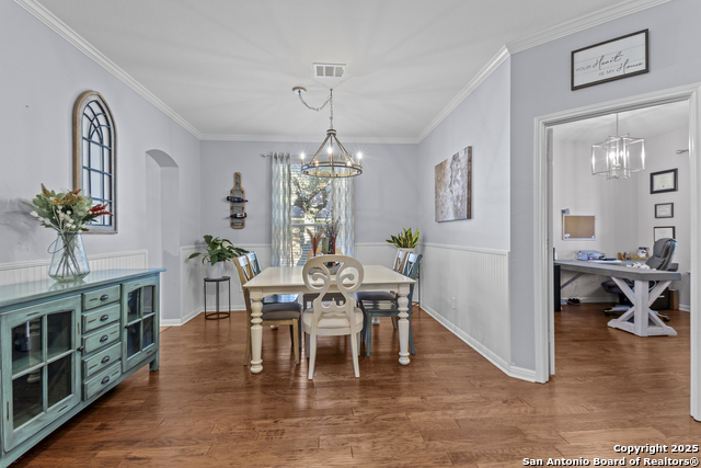 Image 10 of 43 For 2730 Trinity Fls