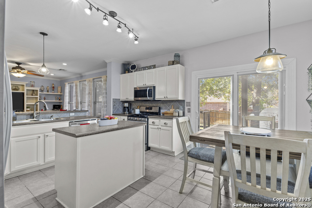 Image 14 of 43 For 2730 Trinity Fls