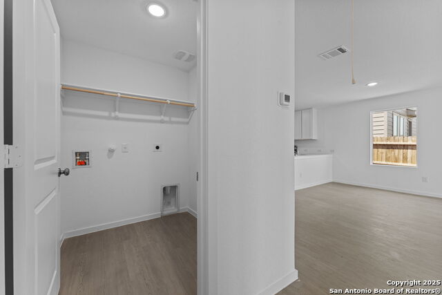 Image 17 of 18 For 120 Autumn Trail