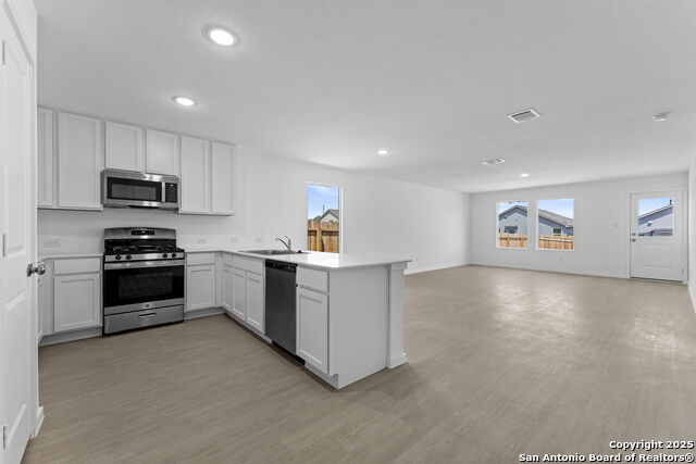 Image 2 of 18 For 120 Autumn Trail