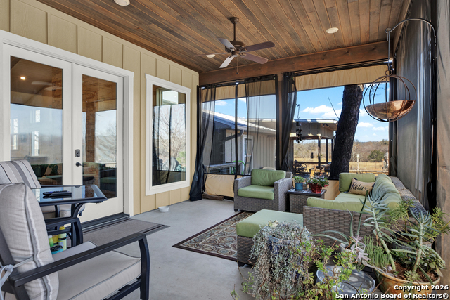 Image 25 of 46 For 308 Oakhaven Lane